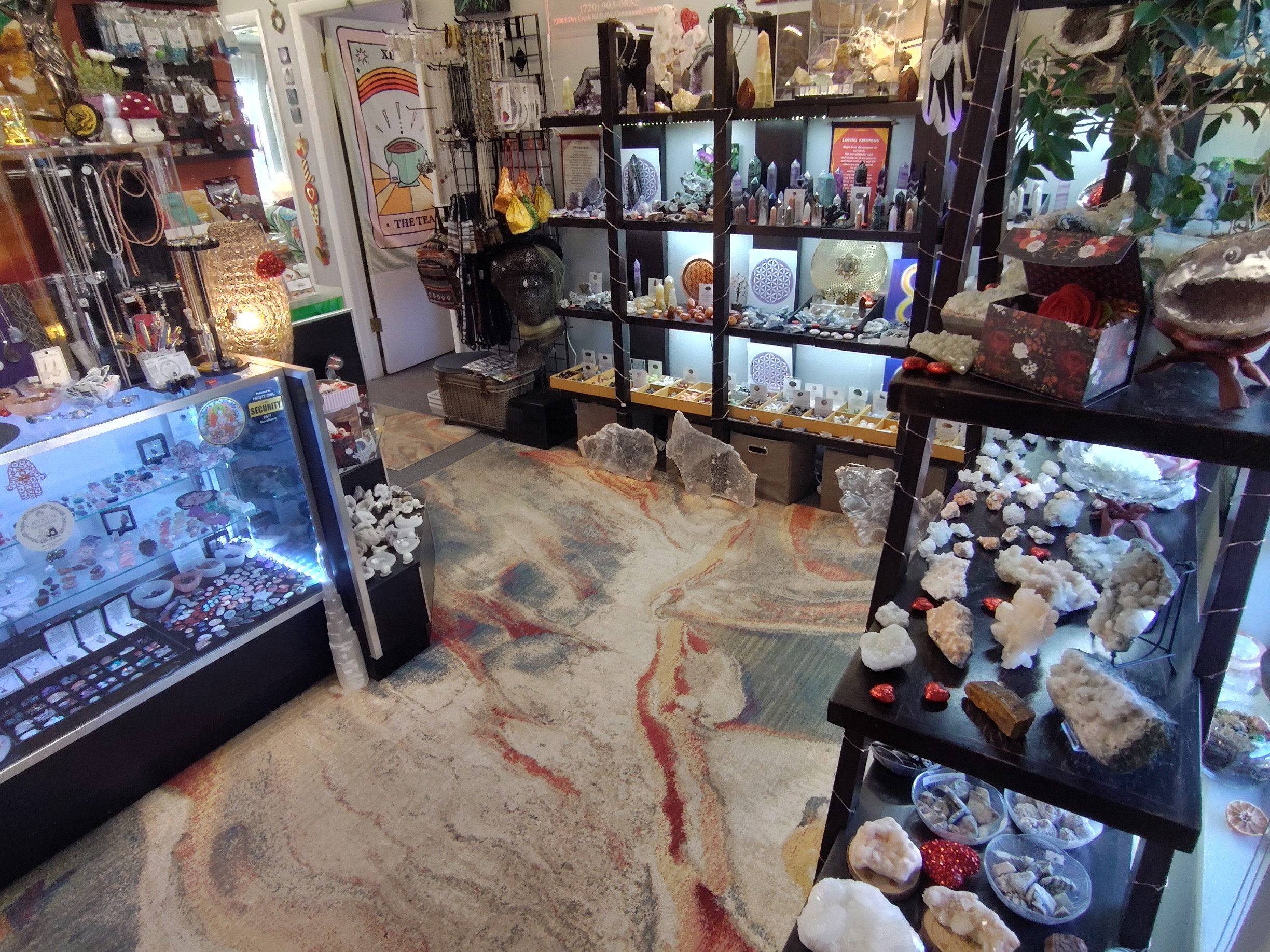 crystal communitea shop